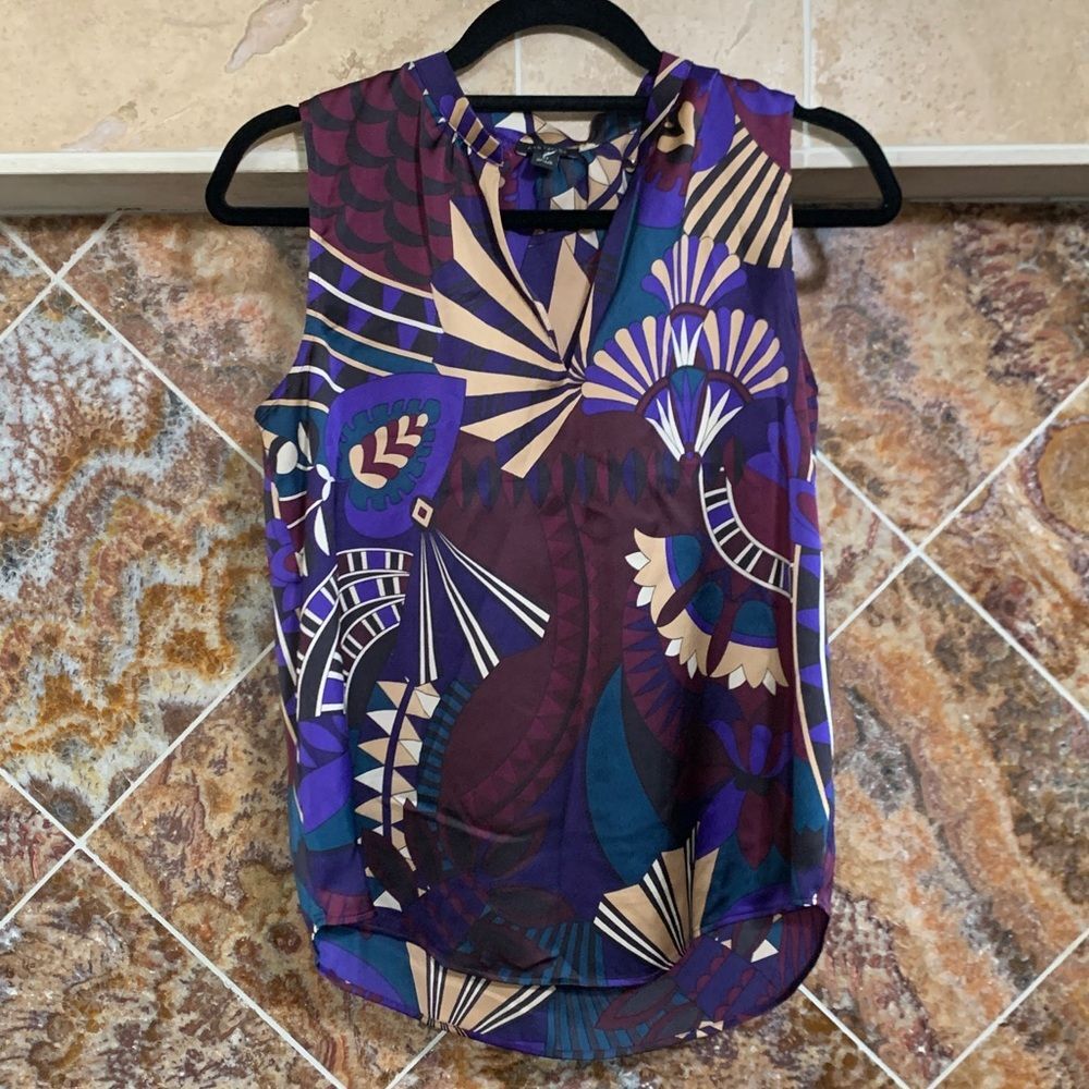 Women’s Ann Taylor XS Vibrant Geometric Multicolor Sleeveless Blouse